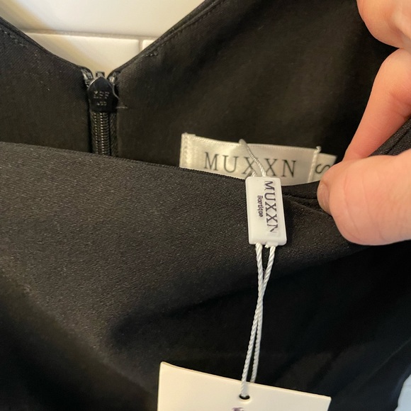 NWT MUXXN asymmetrical neck black pencil dress - Size S - Picture 4 of 7